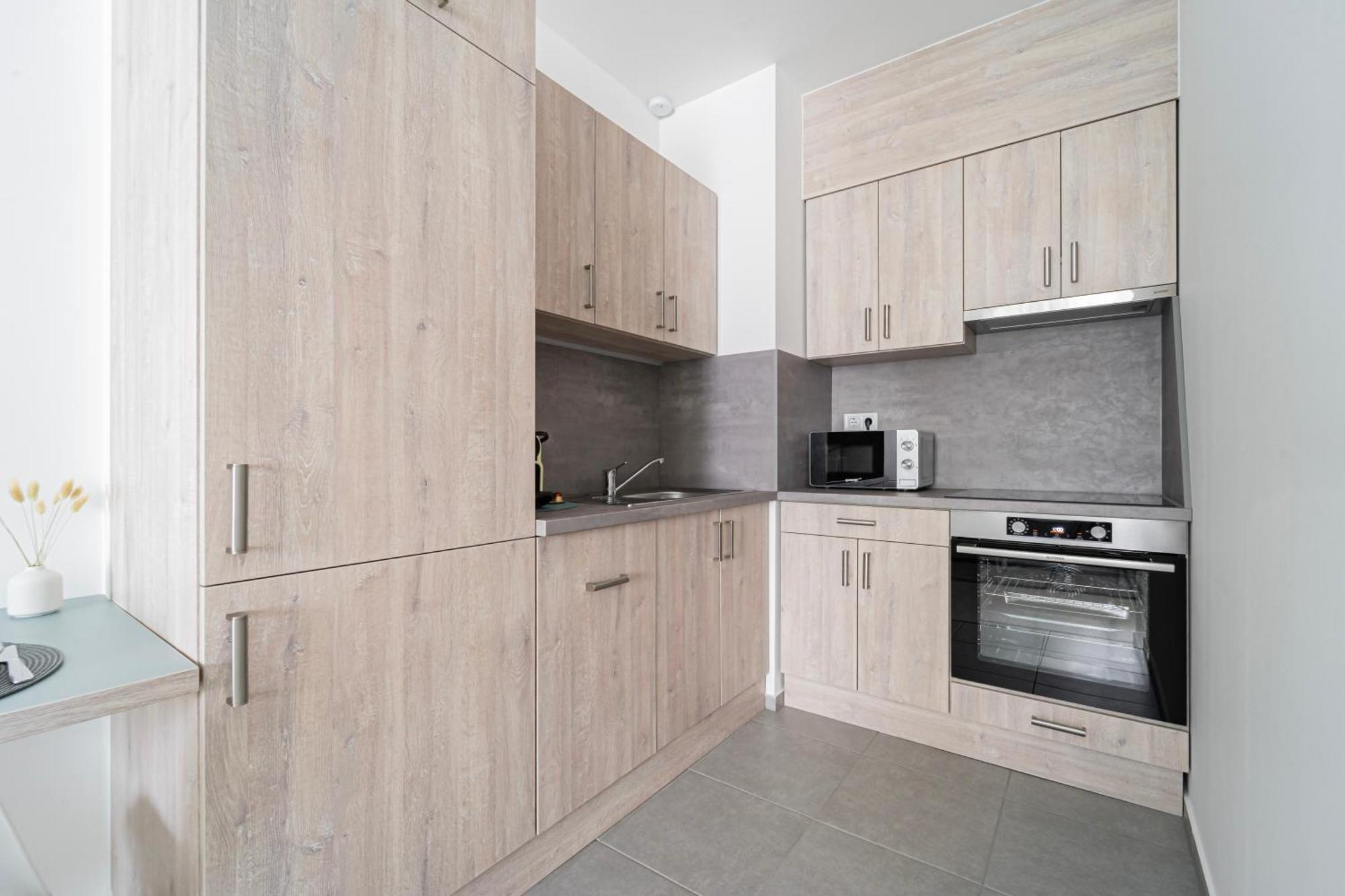 Westside Garden Apartments By Urbanrent Budapeste Exterior foto