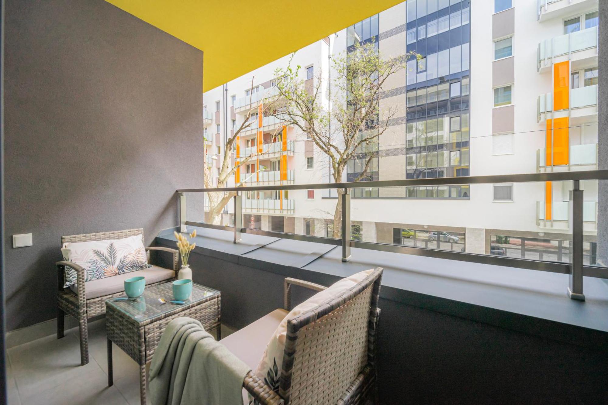 Westside Garden Apartments By Urbanrent Budapeste Exterior foto